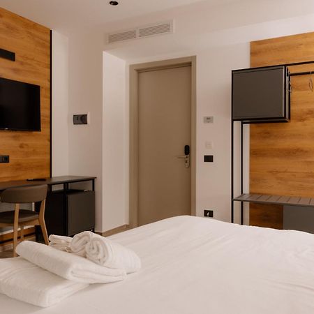 פדארה Belladonna Hotel מראה חיצוני תמונה