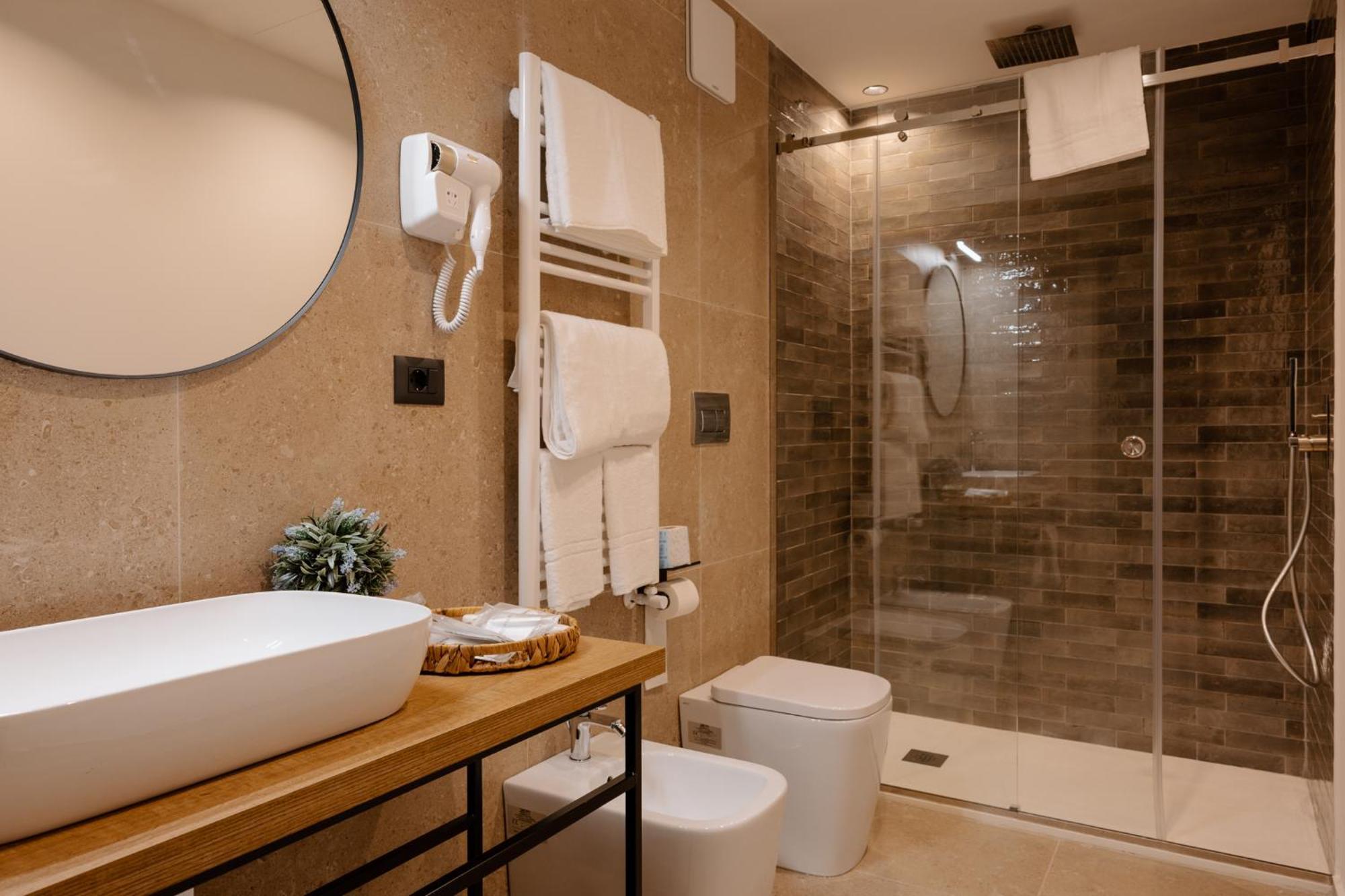 פדארה Belladonna Hotel מראה חיצוני תמונה